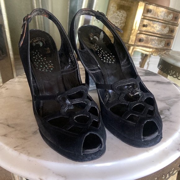 Vintage Velvet Platform Heels - Picture 6 of 13